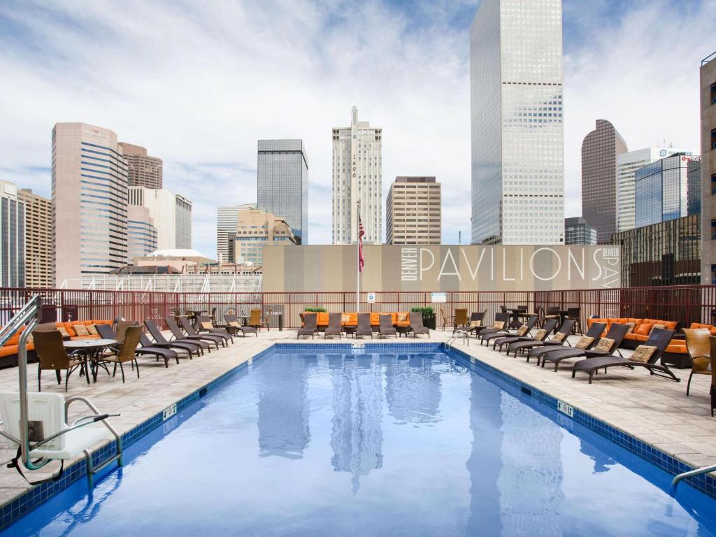 Sonesta Denver Downtown Hotel outdoor pool