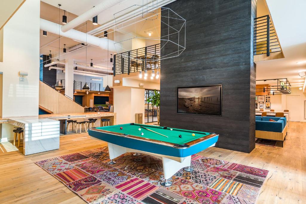 Sentral Union Station Recreation area with billiards