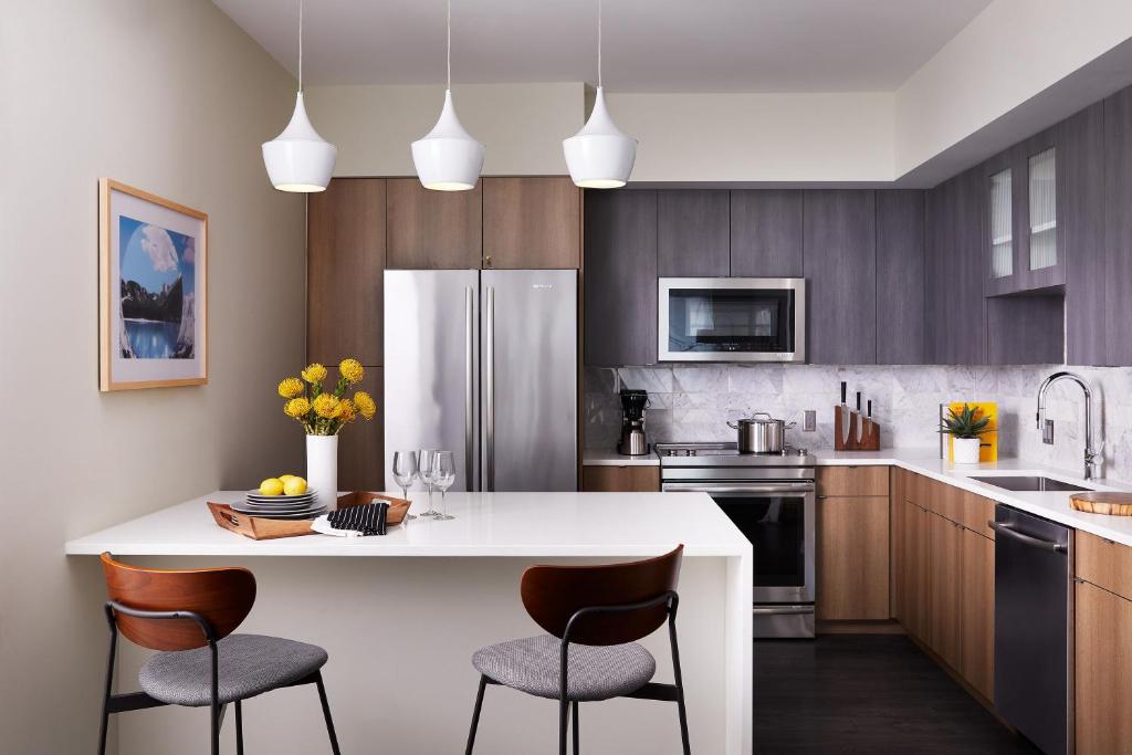 Sentral Union Station Modern style kitchen