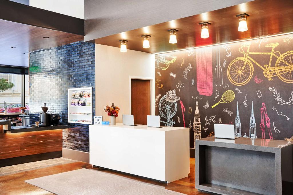 Hyatt Centric Downtown Denver Hotel reception